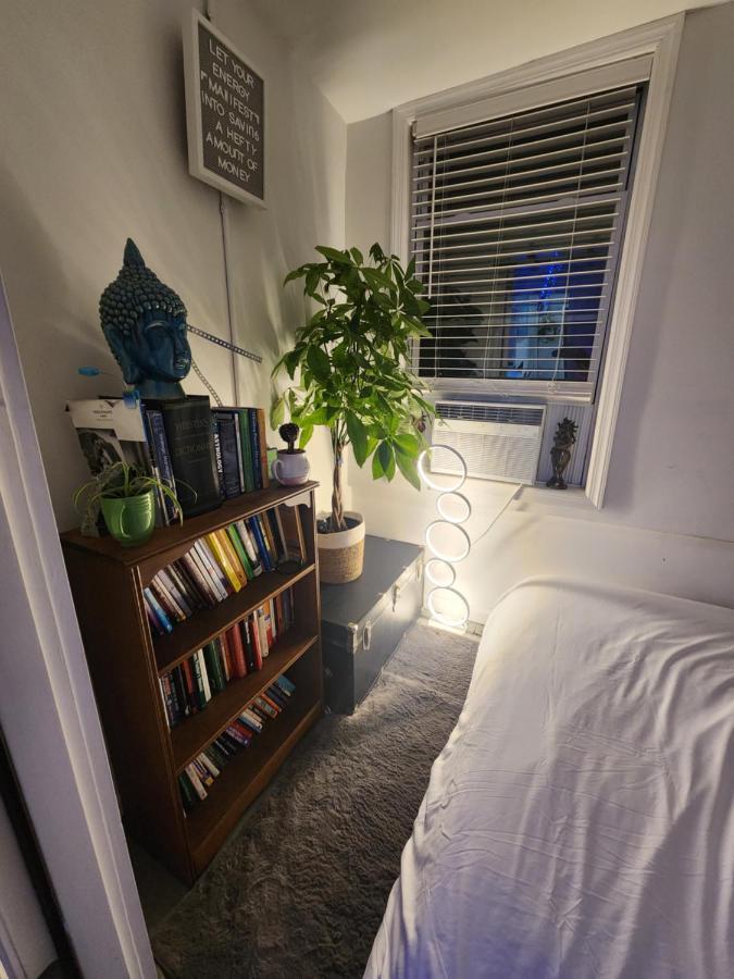 Zen Oasis Room Newark Bagian luar foto