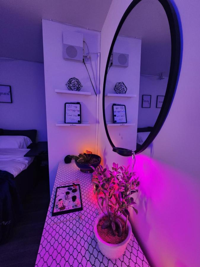 Zen Oasis Room Newark Bagian luar foto