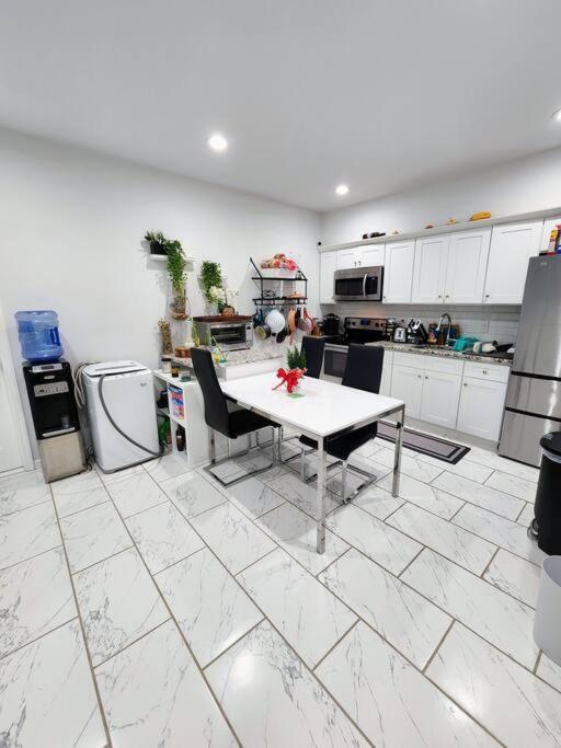 Zen Oasis Room Newark Bagian luar foto